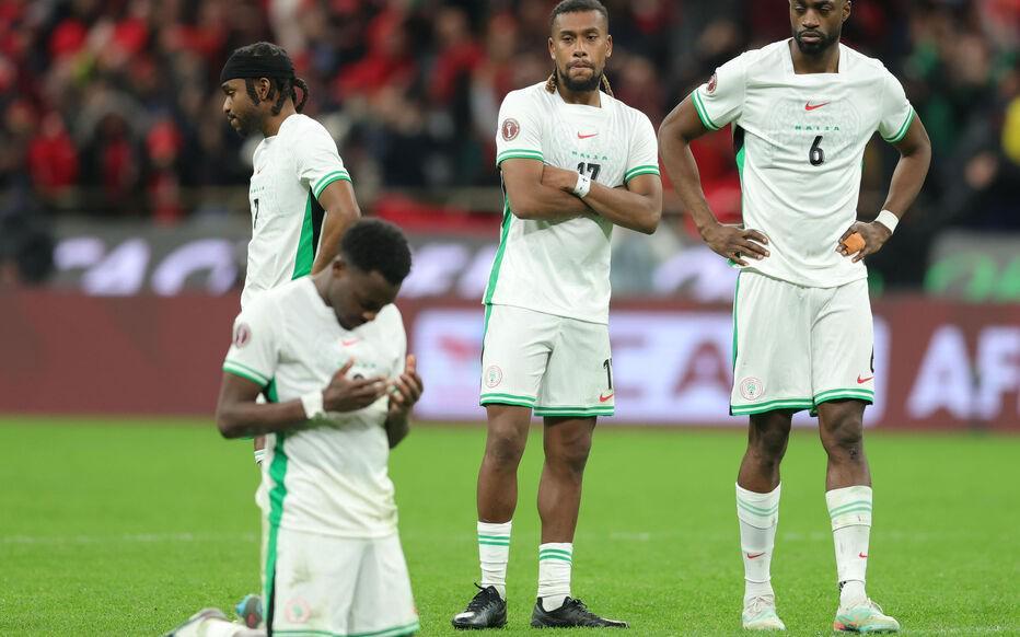 巴黎人报:为表彰球队拼搏精神,亿万富豪奖励尼日利亚队50万美元